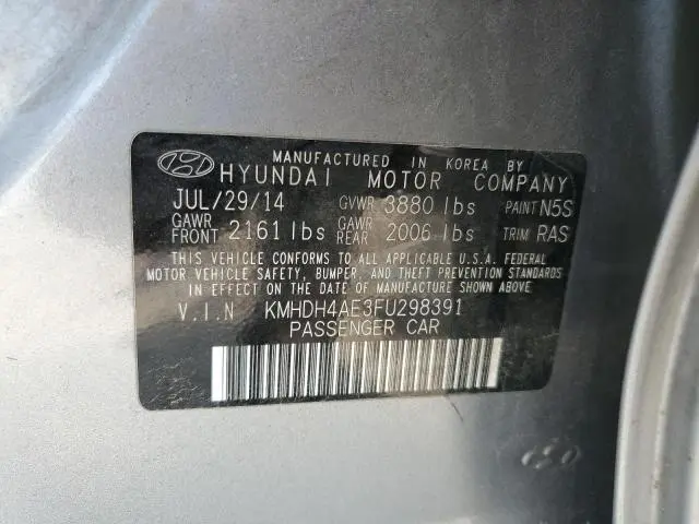 2015 HYUNDAI ELANTRA SE  