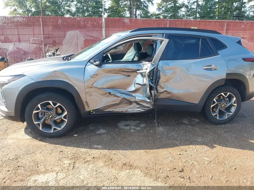 2024 CHEVROLET TRAX FWD LT
