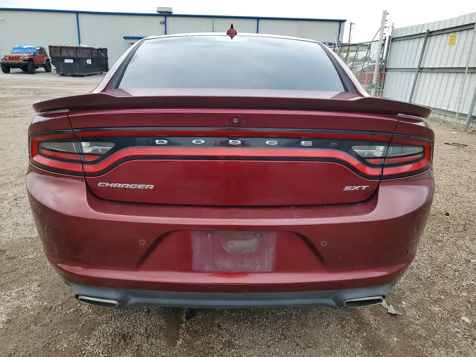 2017 DODGE CHARGER SXT  