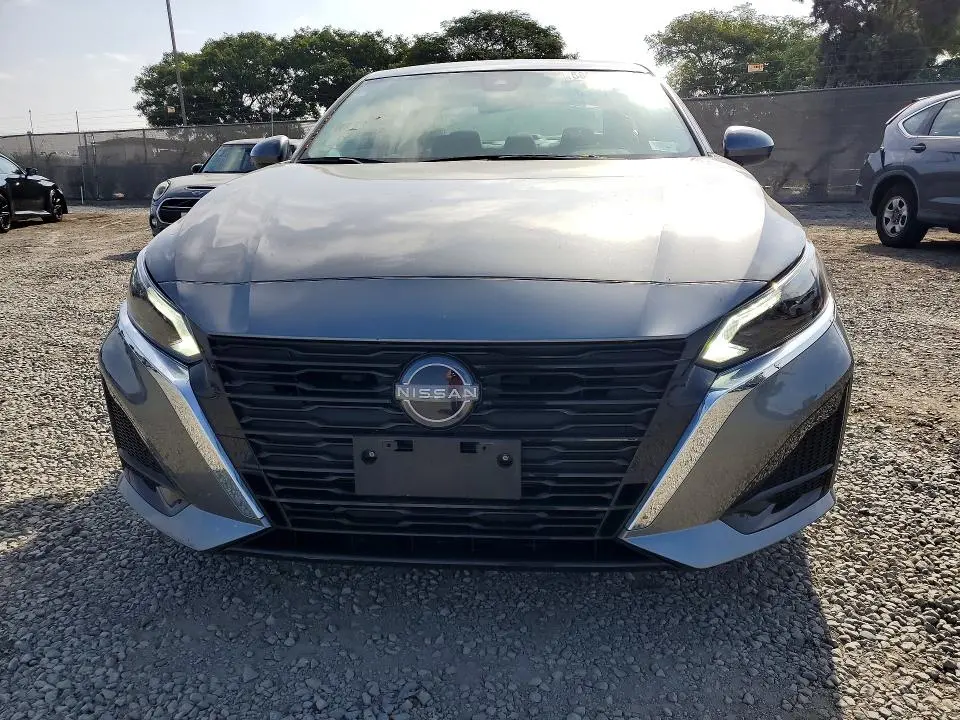 2023 NISSAN ALTIMA S  