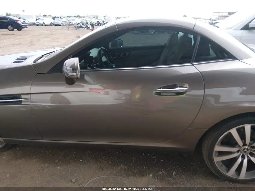 2018 MERCEDES-BENZ SLC 300  