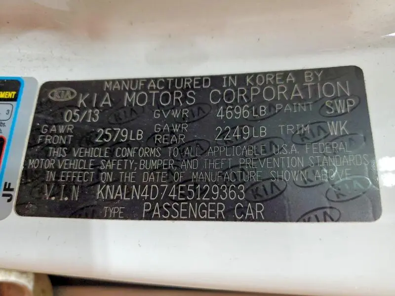 2014 KIA CADENZA PREMIUM  
