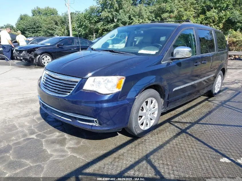 2011 CHRYSLER TOWN & COUNTRY TOURING-L