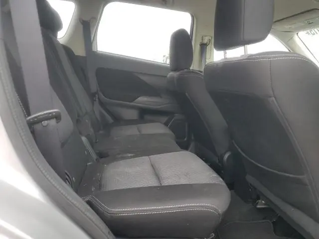 2018 MITSUBISHI OUTLANDER SE  