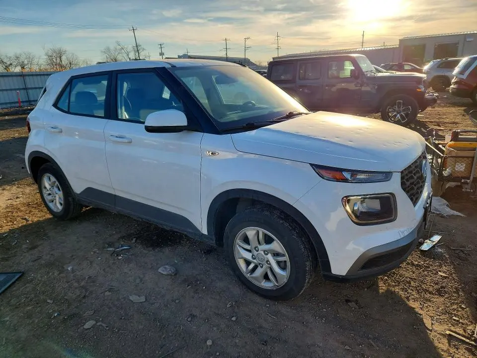 2022 HYUNDAI VENUE SE  
