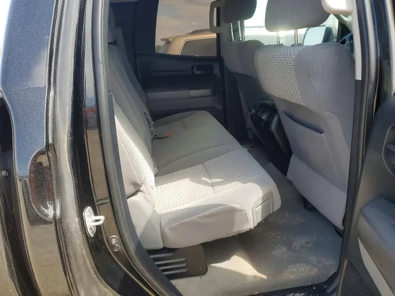 2011 TOYOTA TUNDRA DOUBLE CAB SR5  