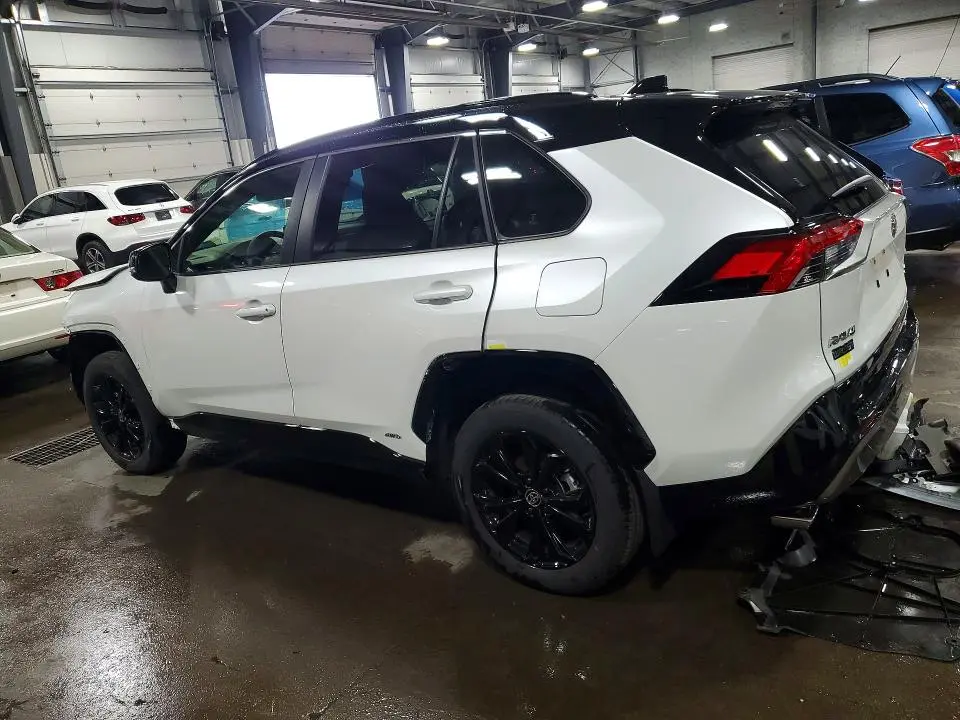 2025 TOYOTA RAV4 XSE  