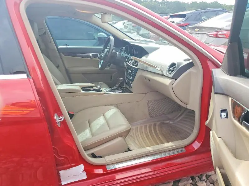 2014 MERCEDES-BENZ C 250  