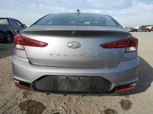 2019 HYUNDAI ELANTRA SEL  