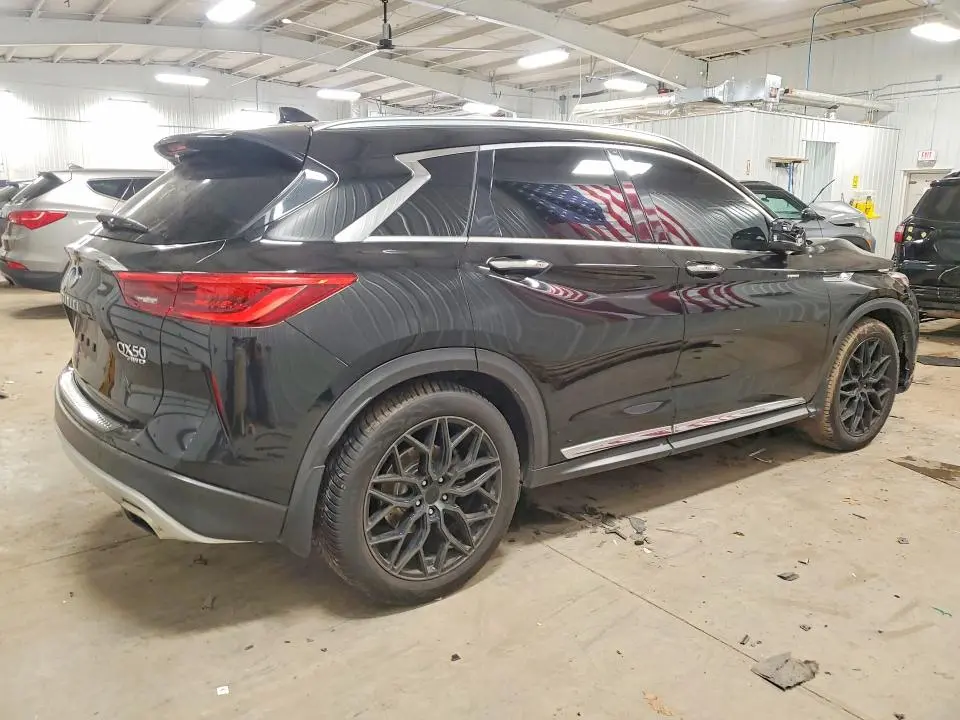 2019 INFINITI QX50 LUXE  