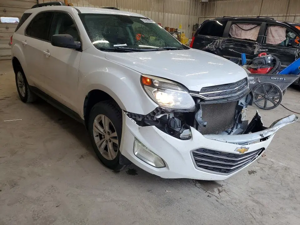 2016 CHEVROLET EQUINOX LT  