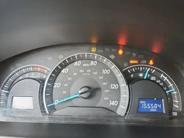 2015 TOYOTA CAMRY LE  