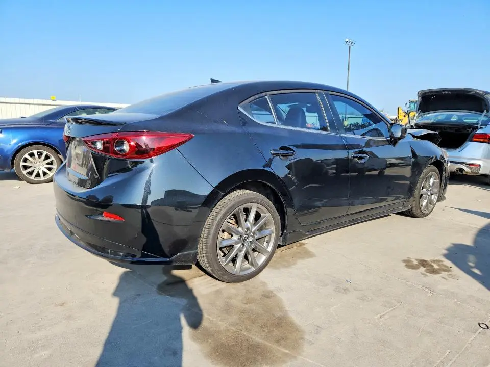 2018 MAZDA 3 GRAND TOURING  