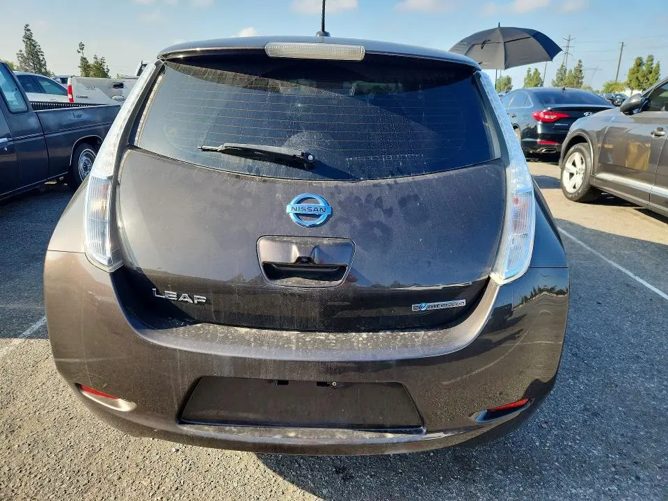 2017 NISSAN LEAF S  