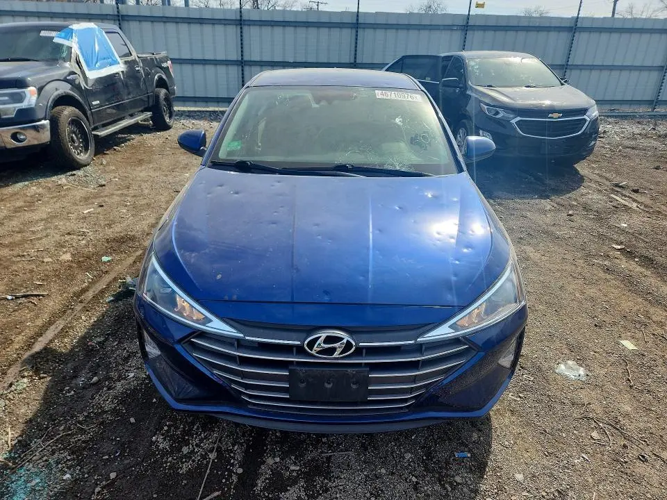 2019 HYUNDAI ELANTRA SEL  