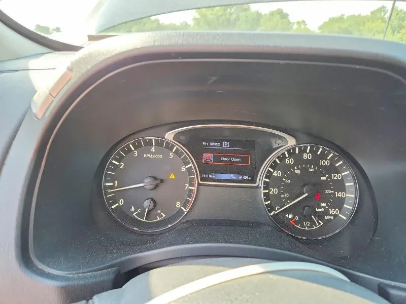 2016 NISSAN PATHFINDER SL  
