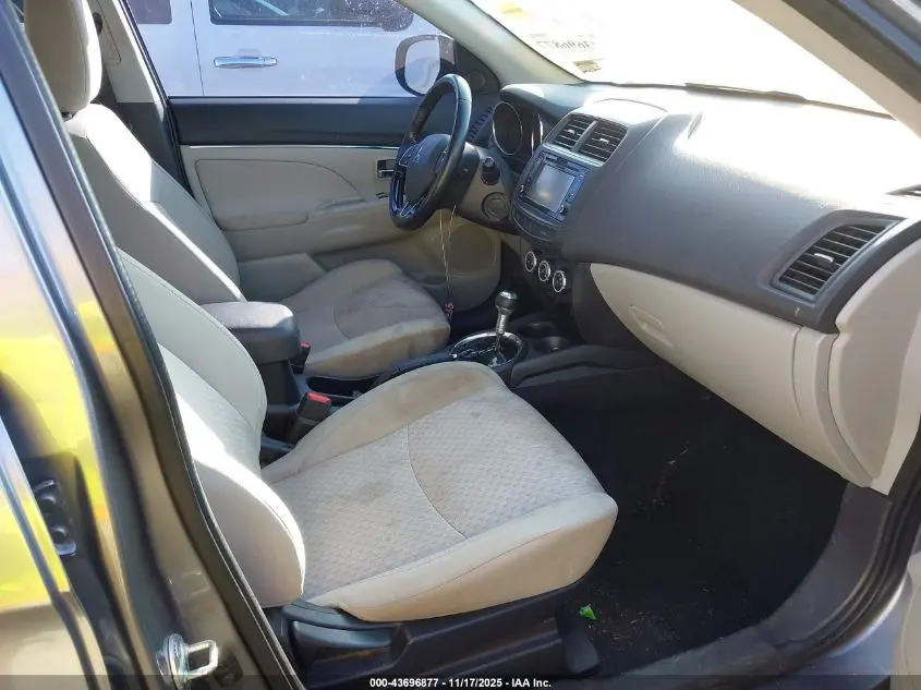 2017 MITSUBISHI OUTLANDER SPORT 2.4 SE