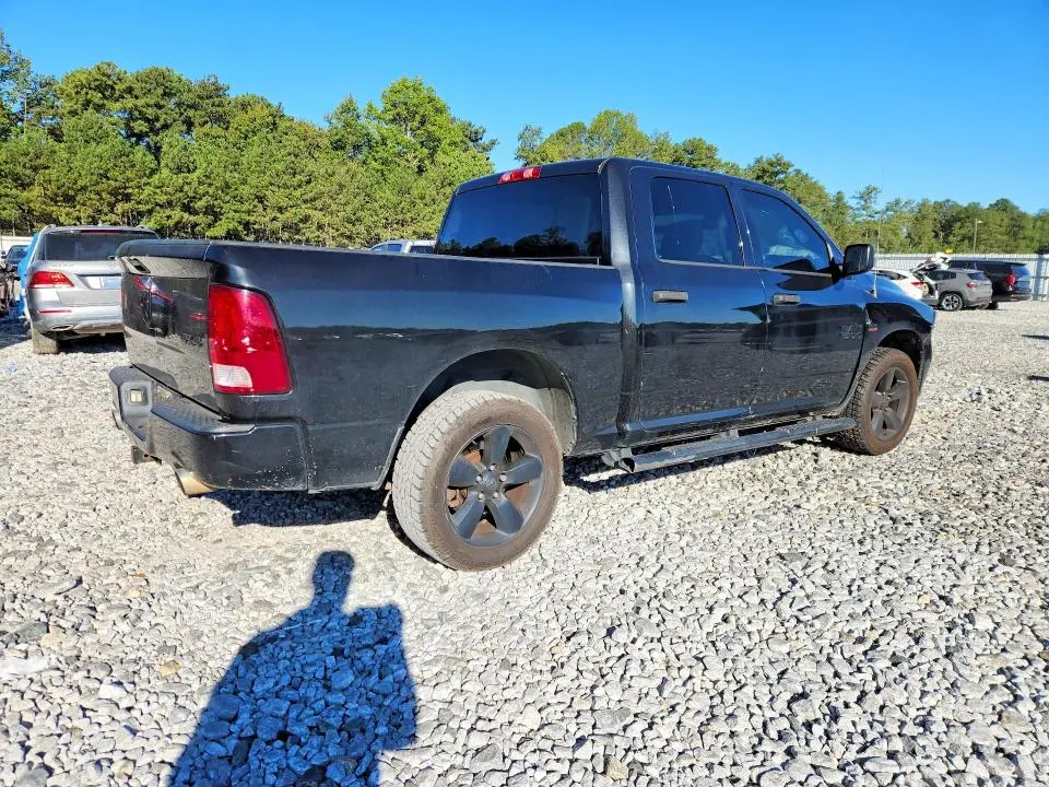 2016 RAM 1500 ST  