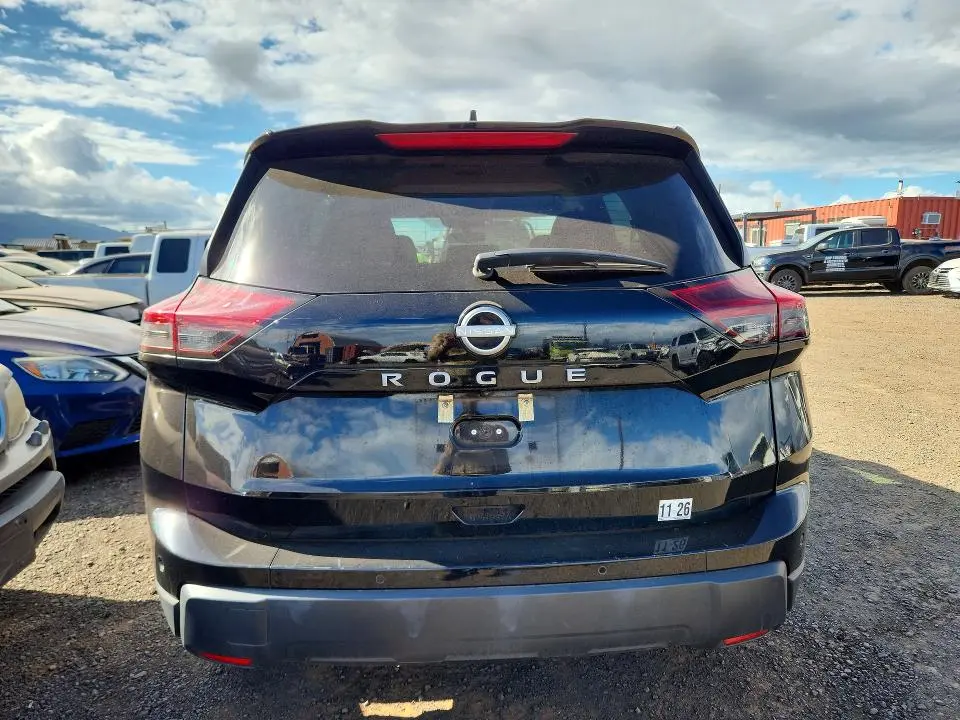 2025 NISSAN ROGUE SV  