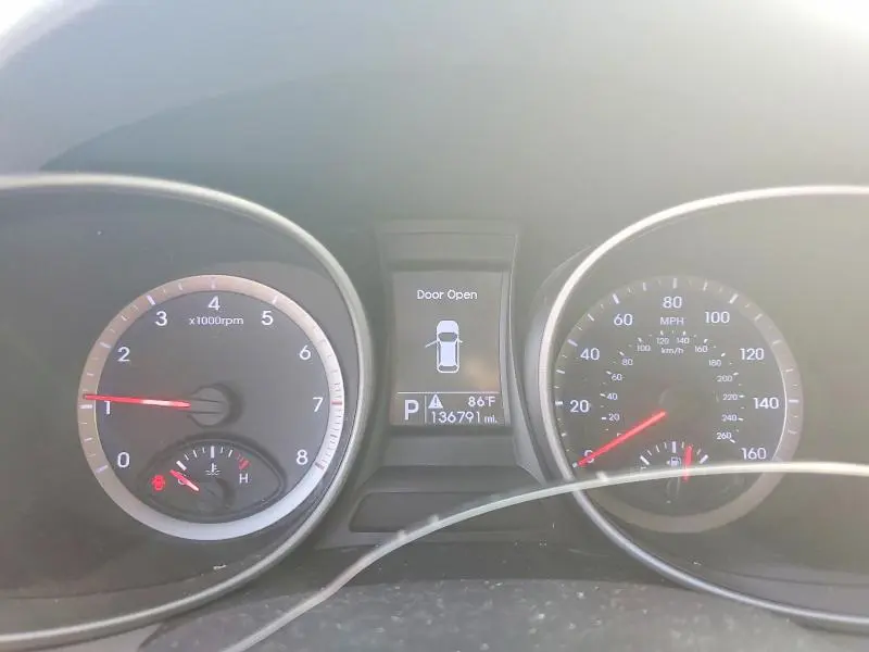 2016 HYUNDAI SANTA FE SE  