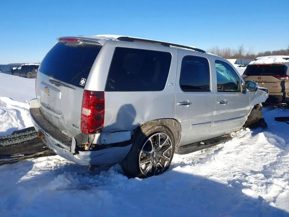 2011 CHEVROLET TAHOE K1500 LTZ  