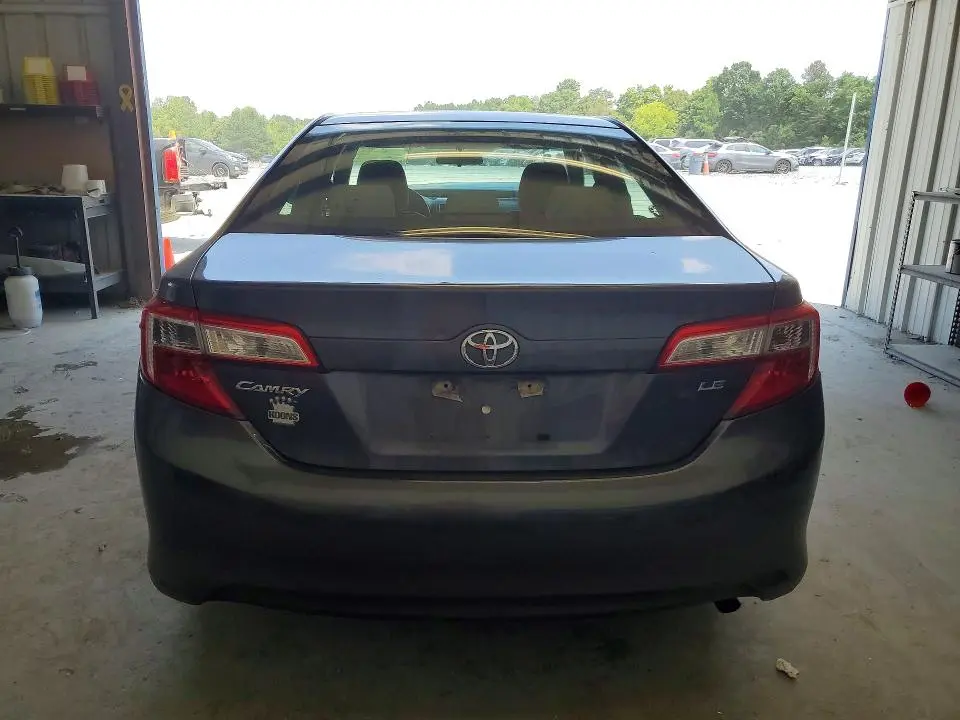 2013 TOYOTA CAMRY LE  