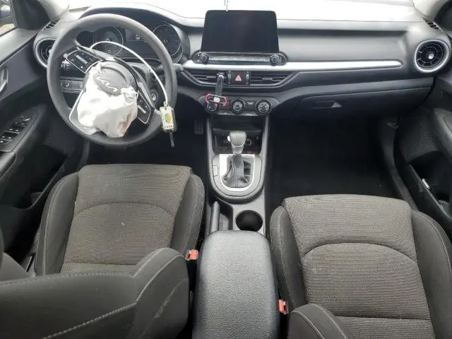 2022 KIA FORTE FE  