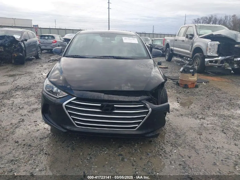2018 HYUNDAI ELANTRA SE