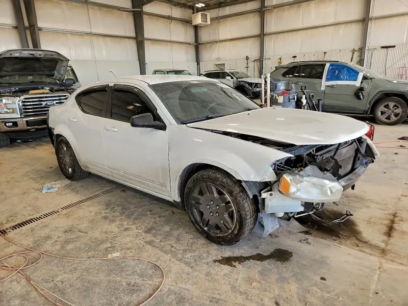 2014 DODGE AVENGER SE  