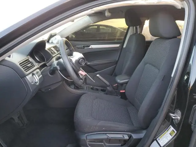2016 VOLKSWAGEN PASSAT S  