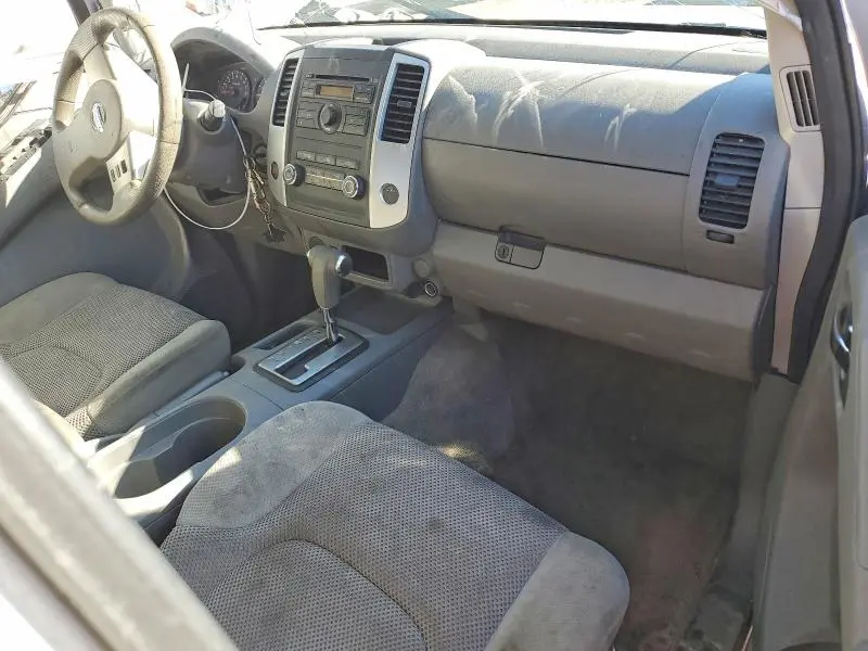 2011 NISSAN FRONTIER S  
