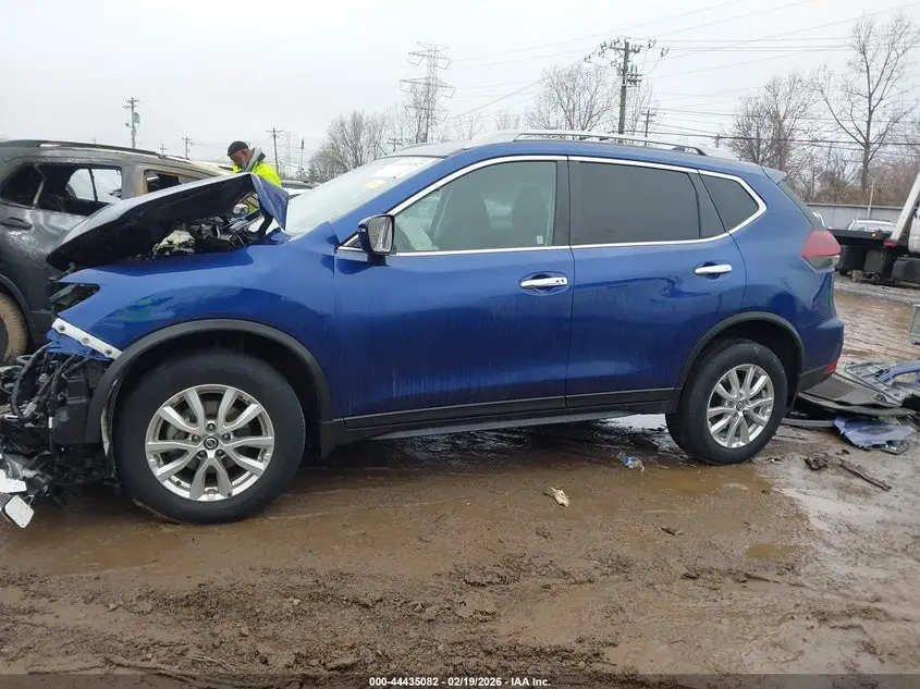 2019 NISSAN ROGUE SV