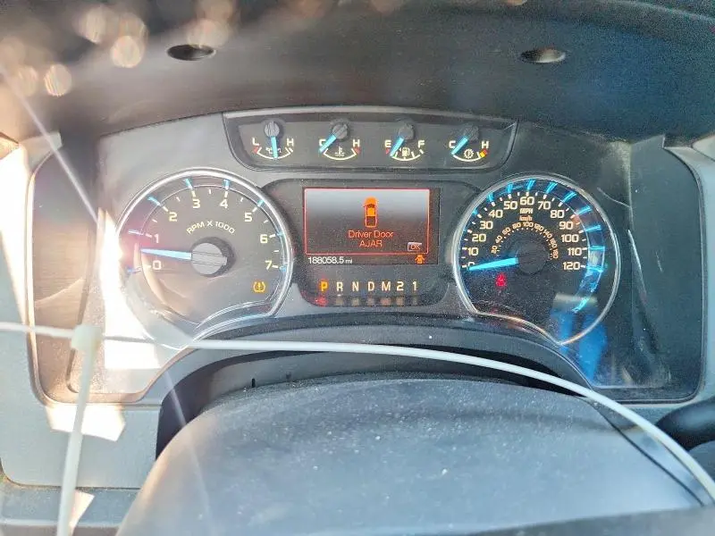 2011 FORD F150 SUPERCREW  