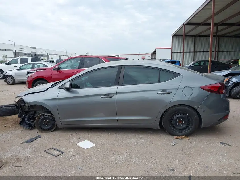 2019 HYUNDAI ELANTRA SE