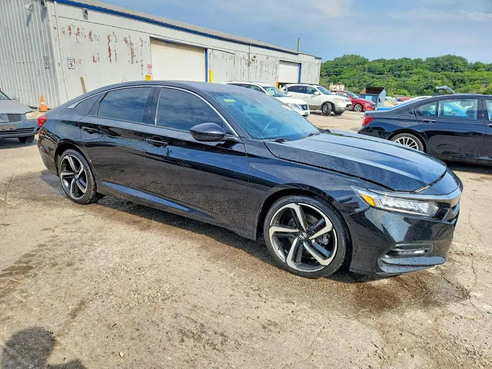 2019 HONDA ACCORD SPORT  