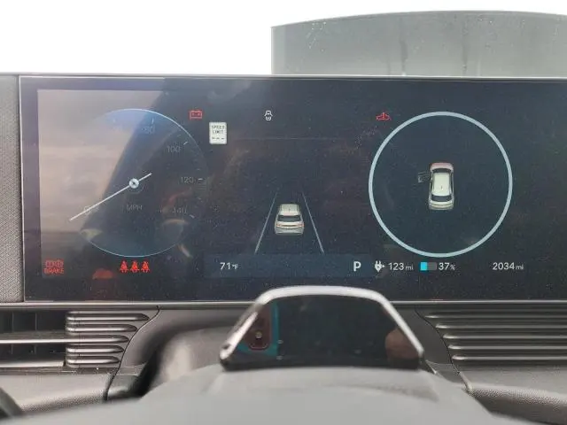 2025 HYUNDAI IONIQ 5 SEL  