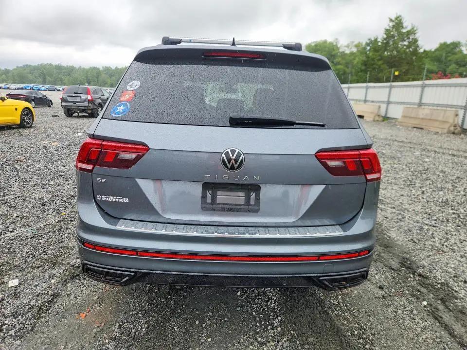 2023 VOLKSWAGEN TIGUAN SE R-LINE BLACK  