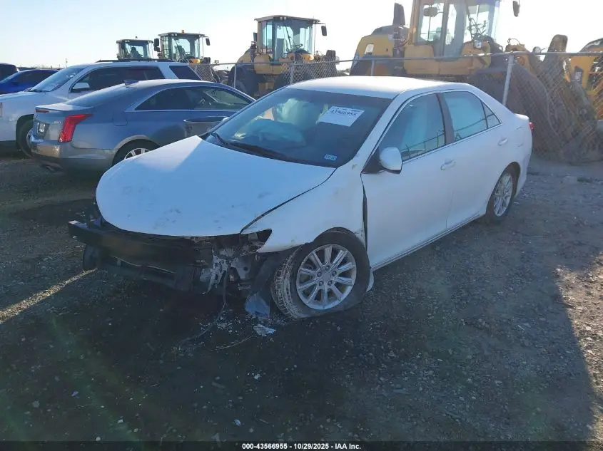 2012 TOYOTA CAMRY LE