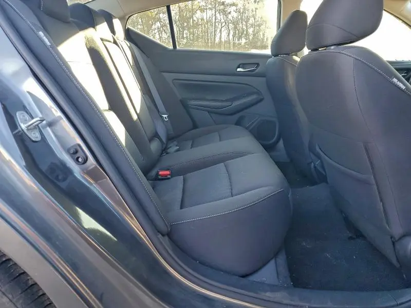 2022 NISSAN ALTIMA SV  