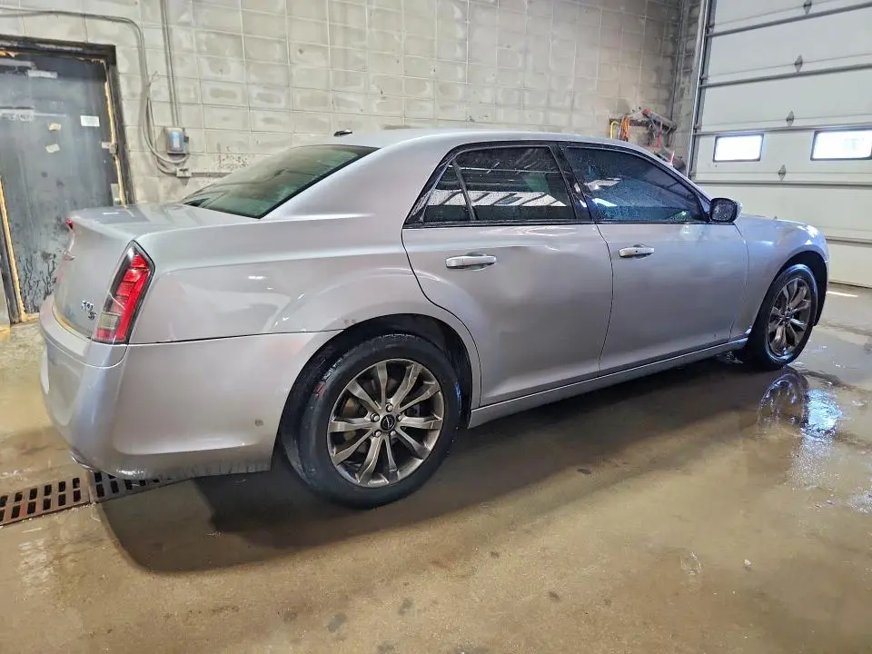 2014 CHRY 300 S   