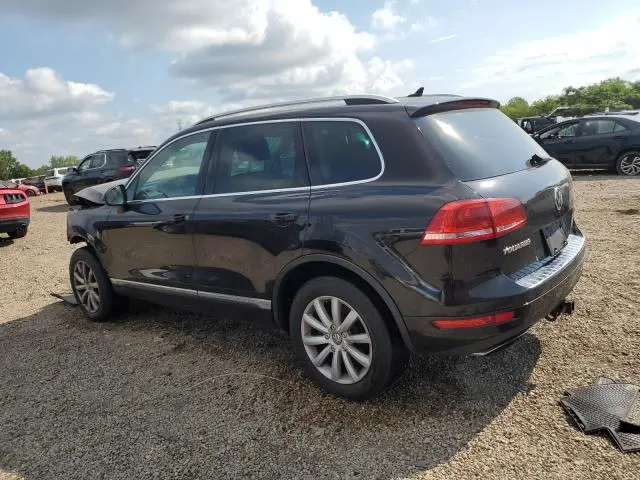2011 VOLKSWAGEN TOUAREG V6  