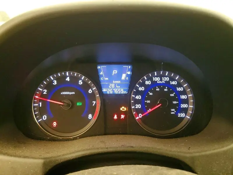 2012 HYUNDAI ACCENT GS  