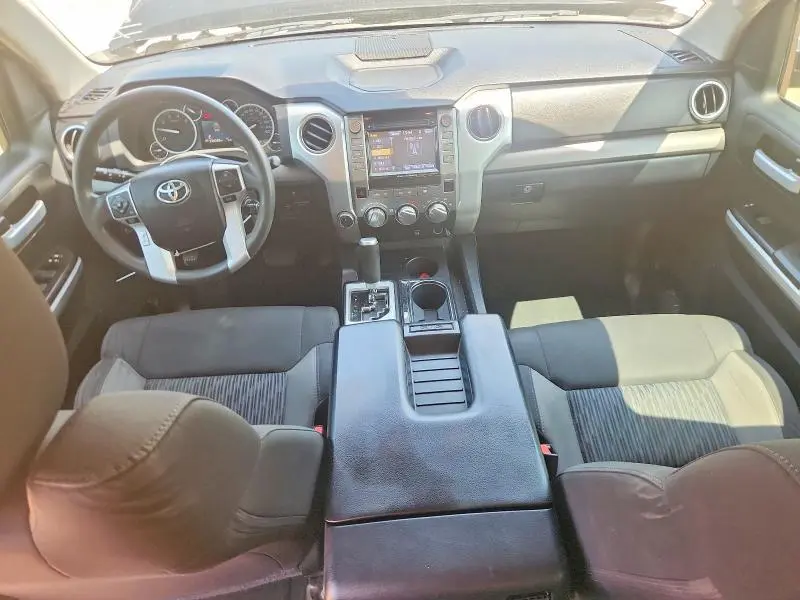 2016 TOYOTA TUNDRA SR5  