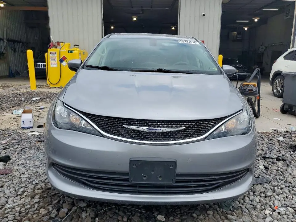 2019 CHRYSLER PACIFICA LX  