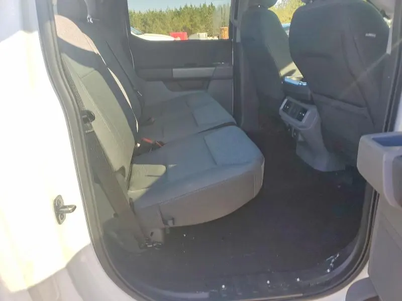 2024 FORD F150 XLT  