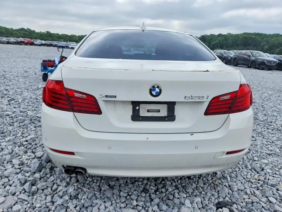 2016 BMW 528 XI  