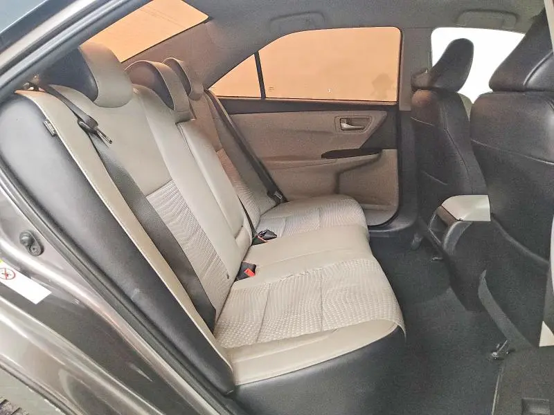 2015 TOYOTA CAMRY SE  