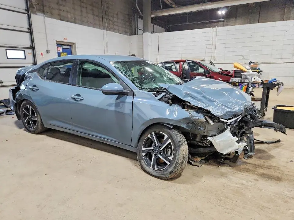2024 NISSAN SENTRA SV  