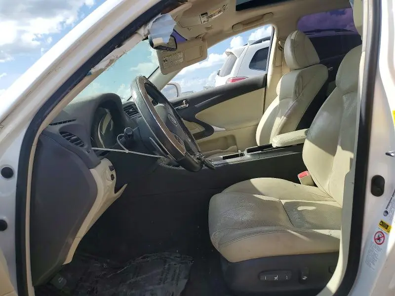 2011 LEXUS IS 250  