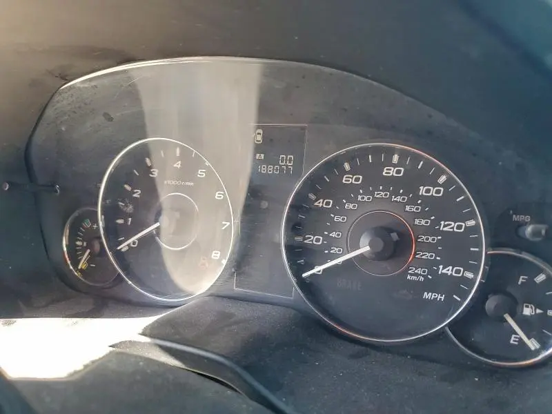 2011 SUBARU OUTBACK 2.5I PREMIUM  